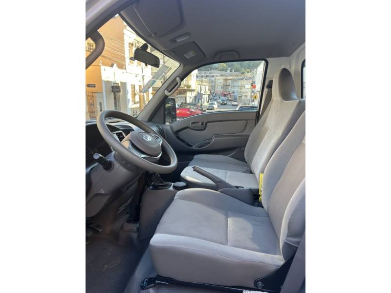 HYUNDAI - HR - 2025/2025 - Branca - Sob Consulta
