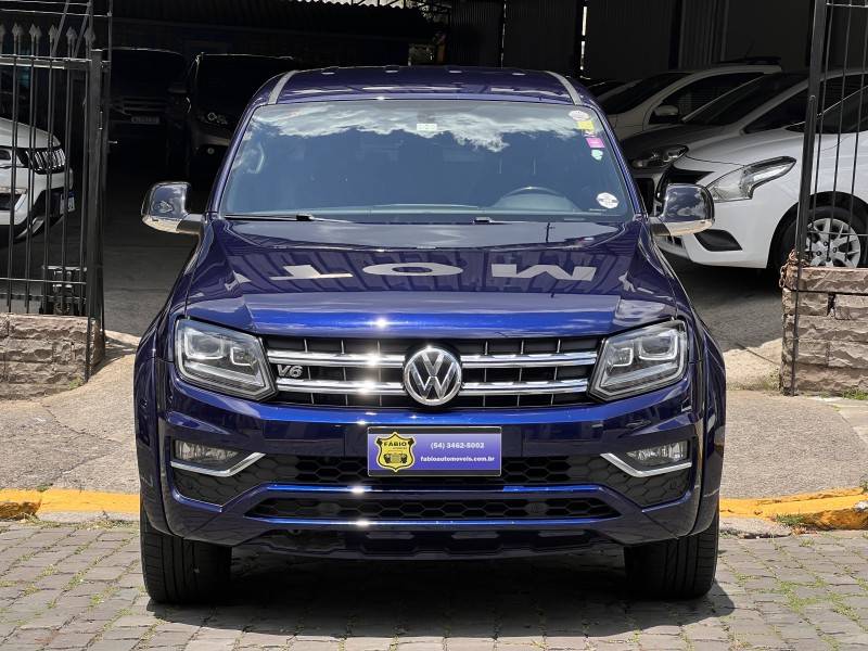 VOLKSWAGEN - AMAROK - 2021/2021 - Azul - R$ 210.000,00