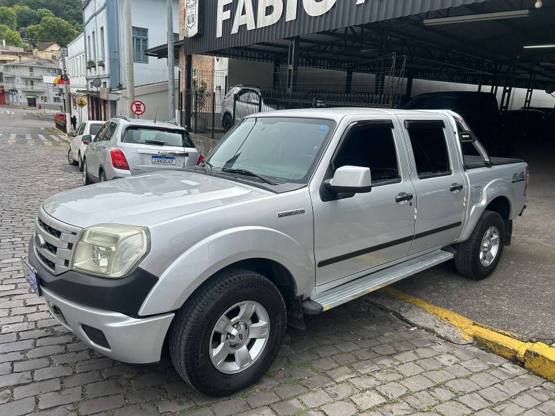 FORD - RANGER - 2012/2012 - Prata - Sob Consulta