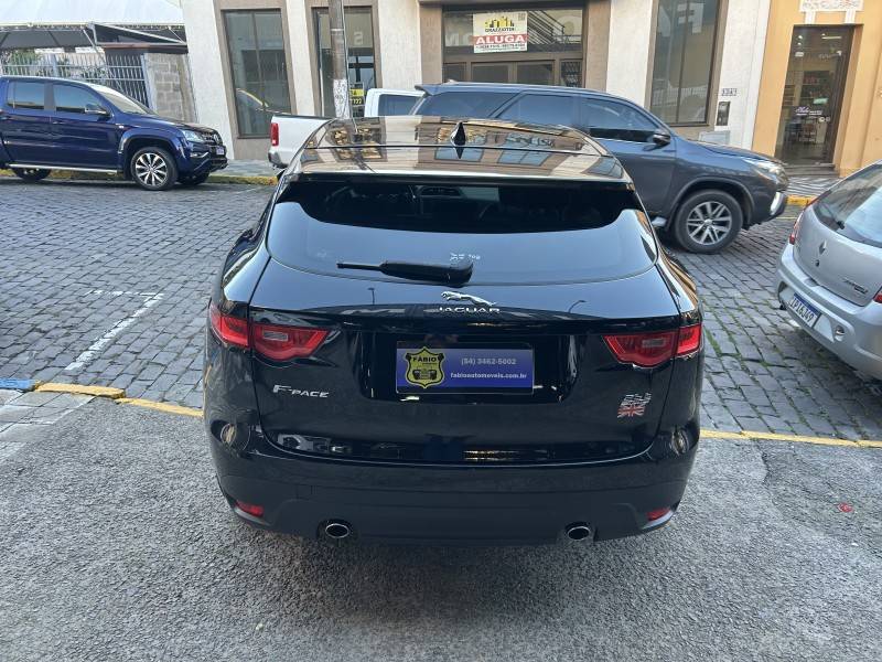 JAGUAR - F-PACE - 2019/2019 - Preta - Sob Consulta