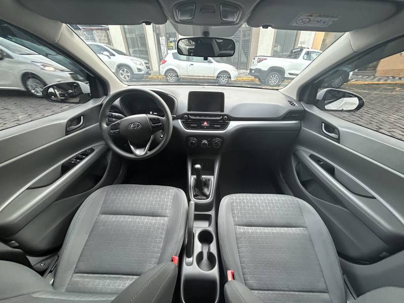 HYUNDAI - HB20S - 2024/2024 - Branca - Sob Consulta