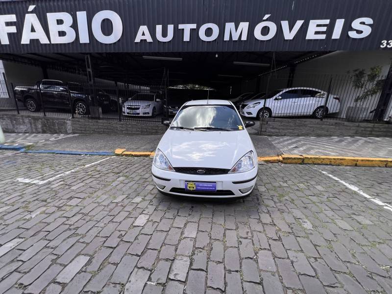 FORD - FOCUS - 2008/2008 - Branca - Sob Consulta