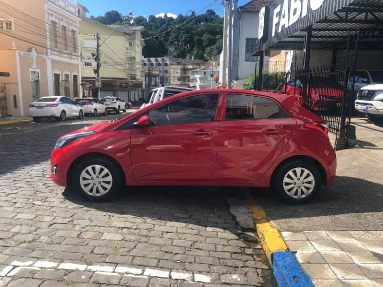 HYUNDAI - HB20 - 2015/2015 - Vermelha - Sob Consulta