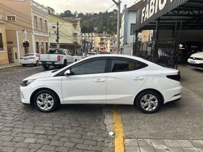 HYUNDAI - HB20S - 2024/2024 - Branca - Sob Consulta