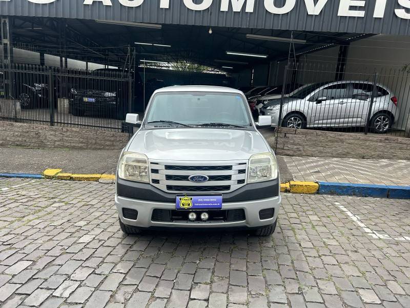 FORD - RANGER - 2011/2012 - Prata - Sob Consulta