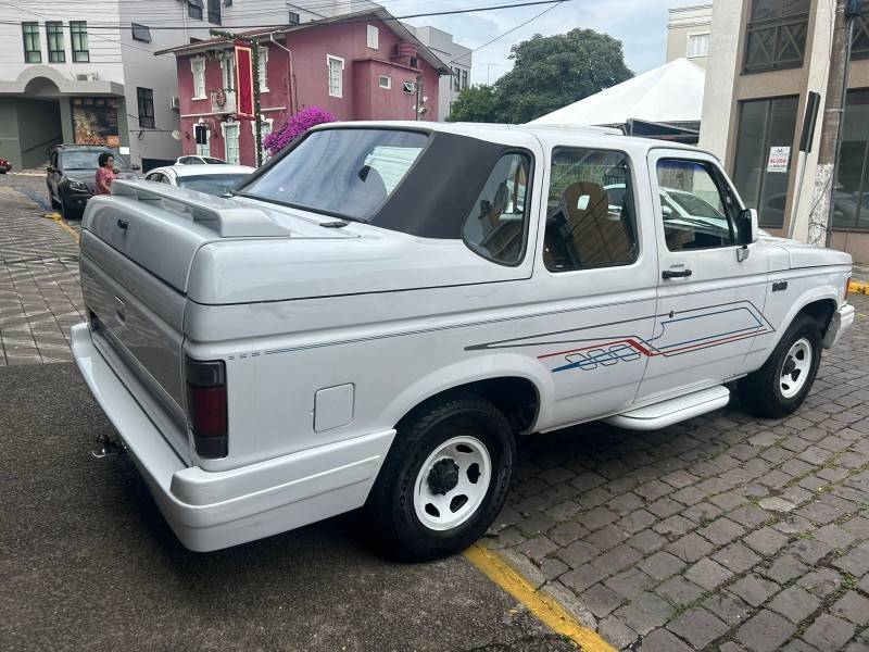 CHEVROLET - D20 - 1993/1993 - Branca - R$ 73.000,00