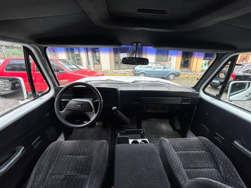 CHEVROLET - D20 - 1993/1993 - Branca - R$ 73.000,00