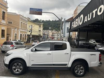 CHEVROLET - S10 - 2023/2024 - Branca - Sob Consulta