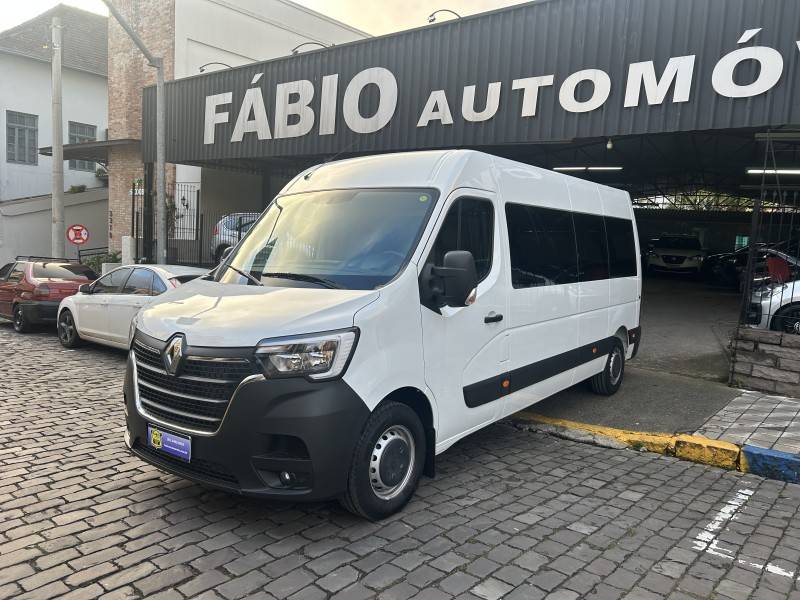RENAULT - MASTER - 2024/2025 - Branca - Sob Consulta