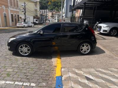 HYUNDAI - I30 - 2011/2011 - Preta - Sob Consulta
