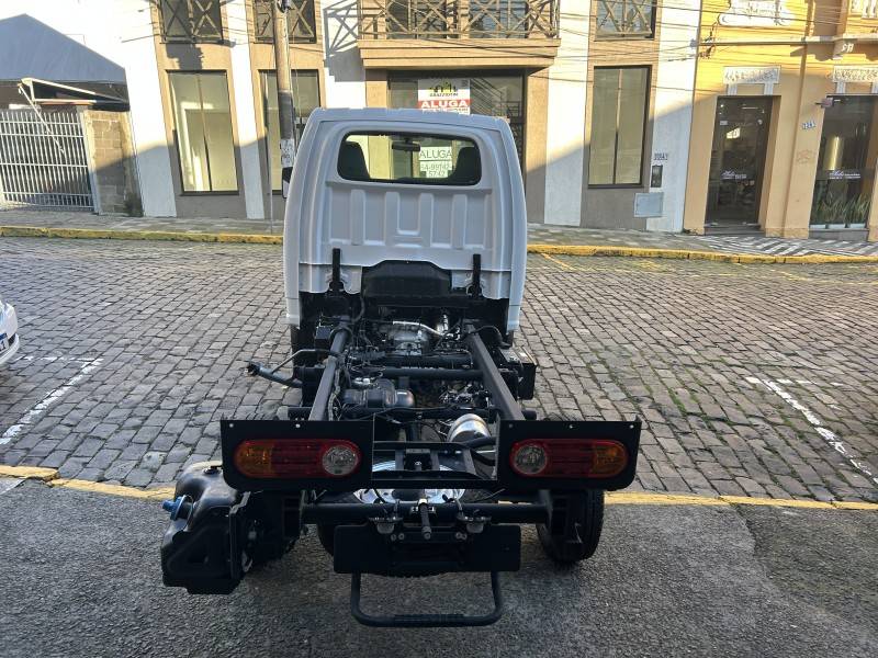 HYUNDAI - HR - 2025/2025 - Branca - Sob Consulta