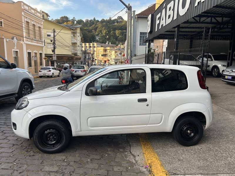 FIAT - UNO - 2013/2013 - Branca - Sob Consulta