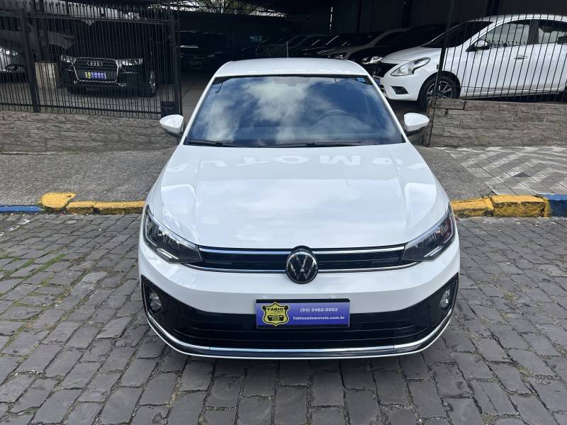VOLKSWAGEN - VIRTUS - 2023/2024 - Branca - Sob Consulta