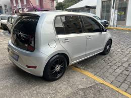 VOLKSWAGEN - UP - 2017/2018 - Prata - R$ 63.000,00
