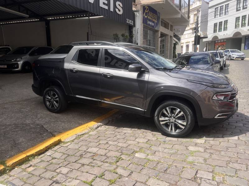 FIAT - TORO - 2022/2022 - Cinza - Sob Consulta