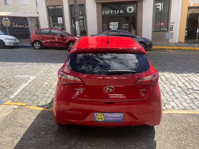 HYUNDAI - HB20 - 2015/2015 - Vermelha - Sob Consulta