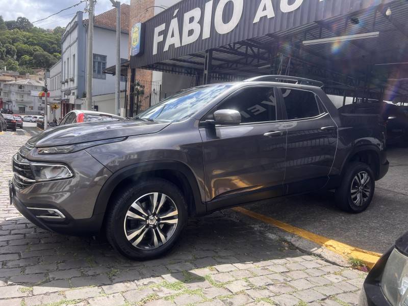 FIAT - TORO - 2022/2022 - Cinza - Sob Consulta