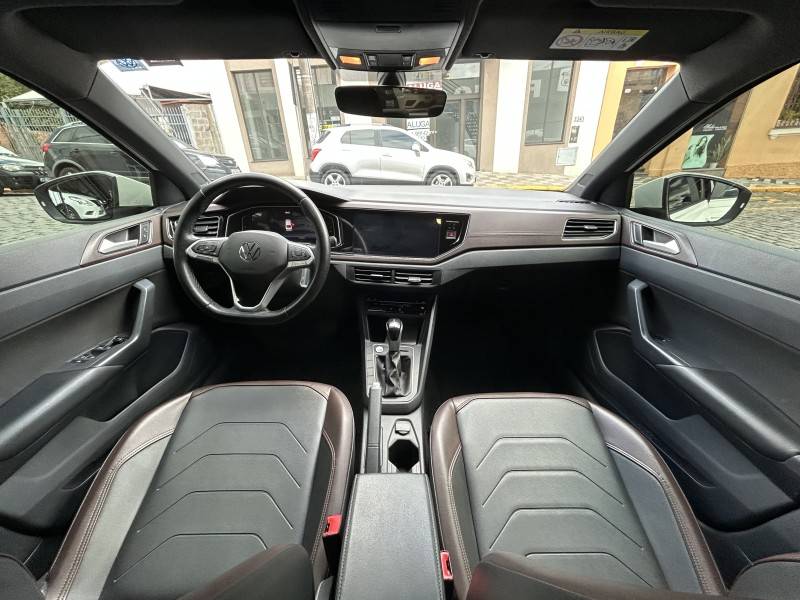 VOLKSWAGEN - VIRTUS - 2023/2024 - Branca - Sob Consulta