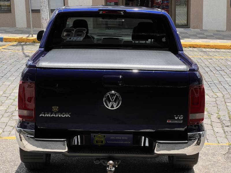 VOLKSWAGEN - AMAROK - 2021/2021 - Azul - R$ 210.000,00
