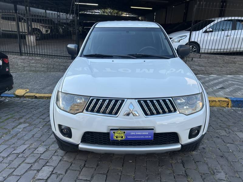 MITSUBISHI - PAJERO DAKAR - 2011/2012 - Branca - Sob Consulta