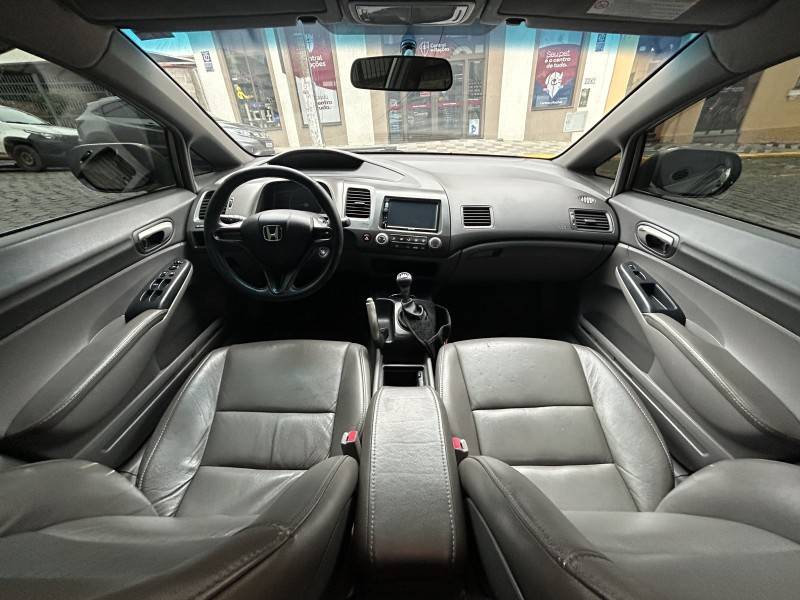HONDA - CIVIC - 2008/2008 - Dourada - Sob Consulta
