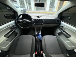 VOLKSWAGEN - UP - 2017/2018 - Prata - R$ 63.000,00